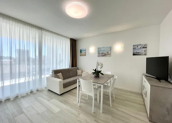 C Palace - Carraro Immobiliare Jesolo - Family Apartments